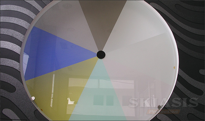 Έγχρωμη ανάγλυφη μεμβράνη — δείγμα έργου